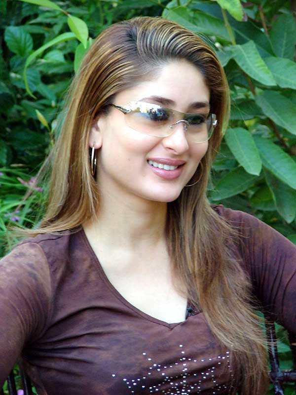 Cute Kareena Kapoor - JattDiSite.com
