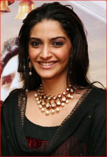 Sonam Kapoor In Black Dress - JattDiSite.com